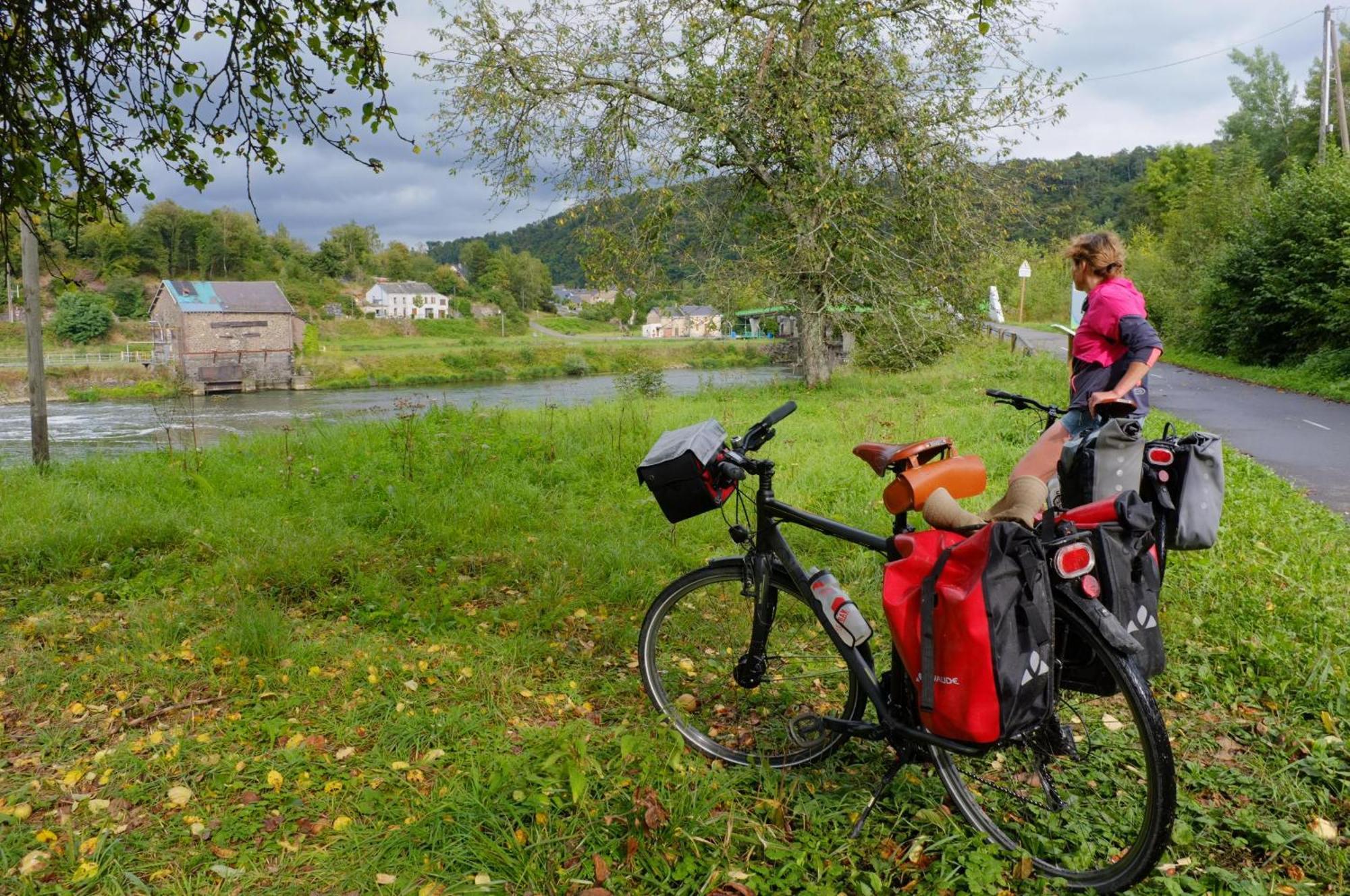 Olivine , Chaleureuse & Cocooning Villa Bogny-sur-Meuse Buitenkant foto